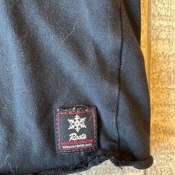 Roots zip up hoodie - Picture 6 of 6